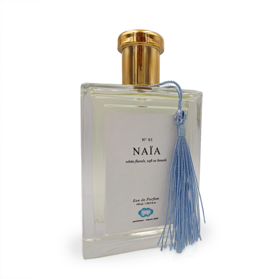 NAÏA eau de parfum